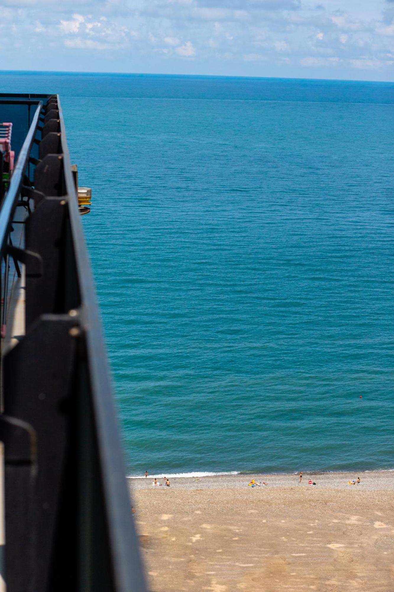 Beach Tower By G-Point Batum Dış mekan fotoğraf